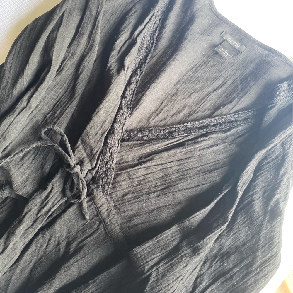 Black Dress Medium With Sleeves Short